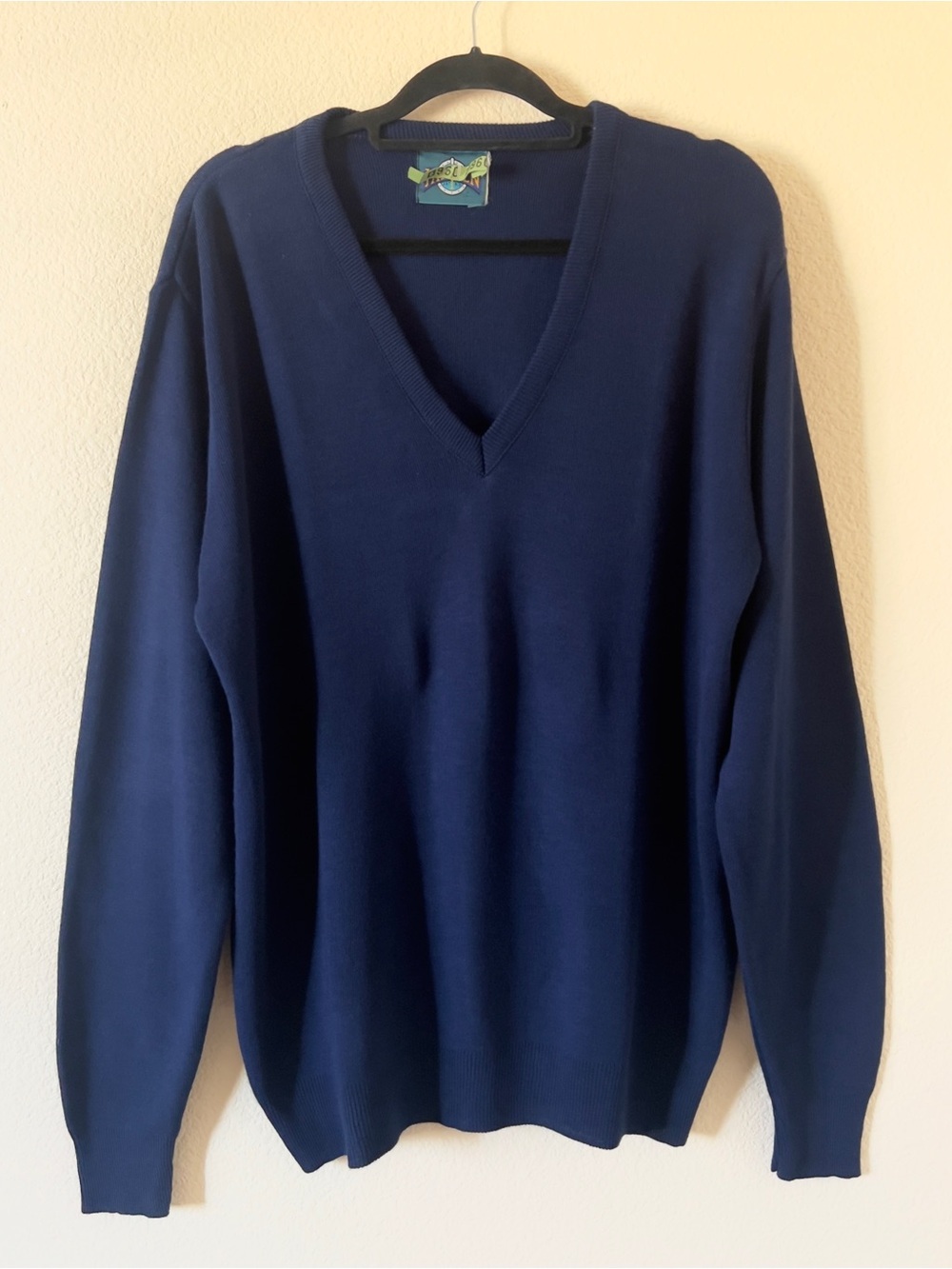 Vintage Jantzen Navy Blue V-Neck Sweater - Made in USA (XL / 25x28)